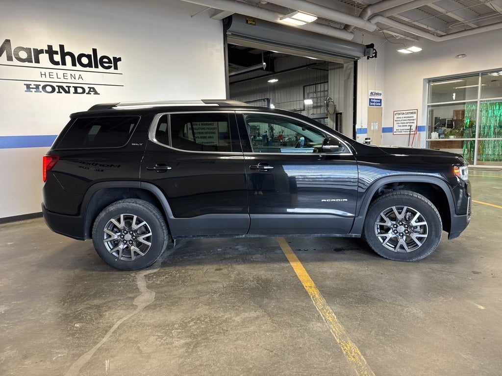 2023 GMC Acadia SLT AWD w/ Driver Convenience Pkg