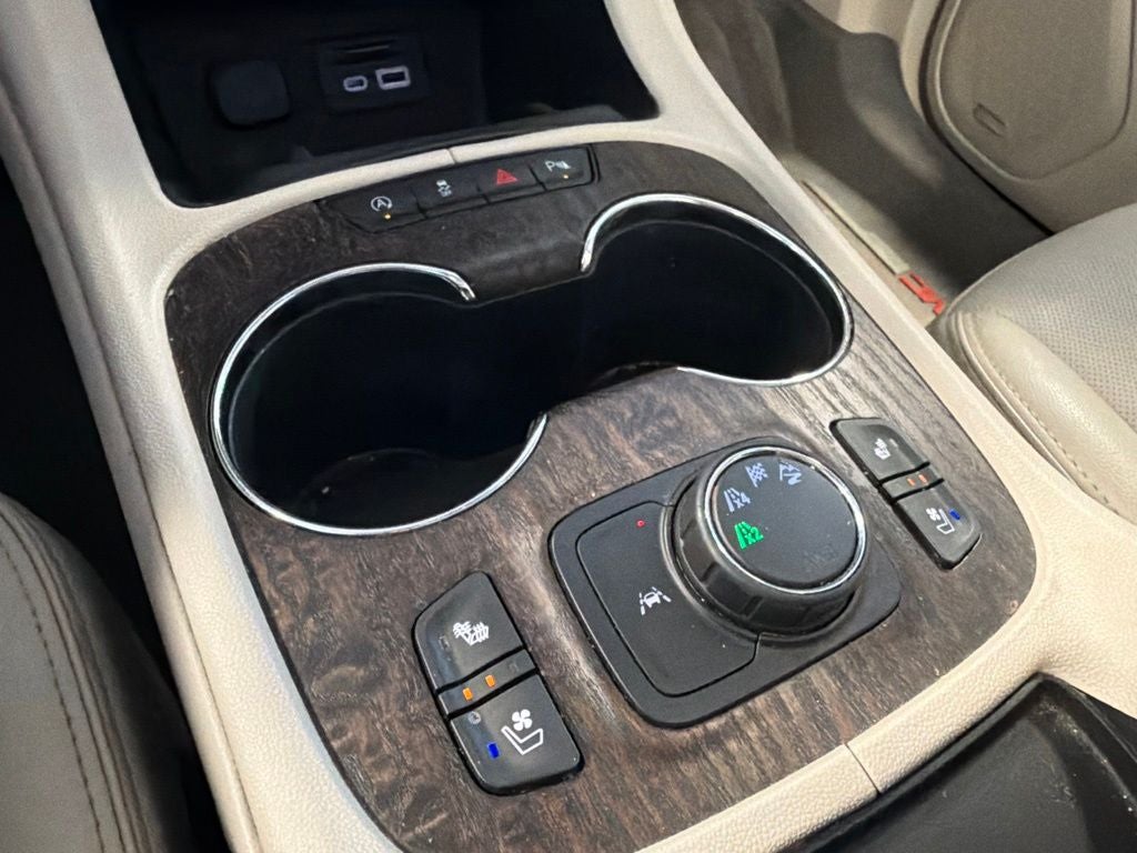 2021 GMC Acadia Denali w/ Dual Moonroof