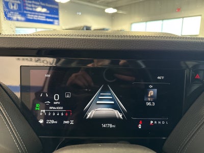 2025 GMC Yukon XL Denali 6.2 w/ Adaptive Cruise