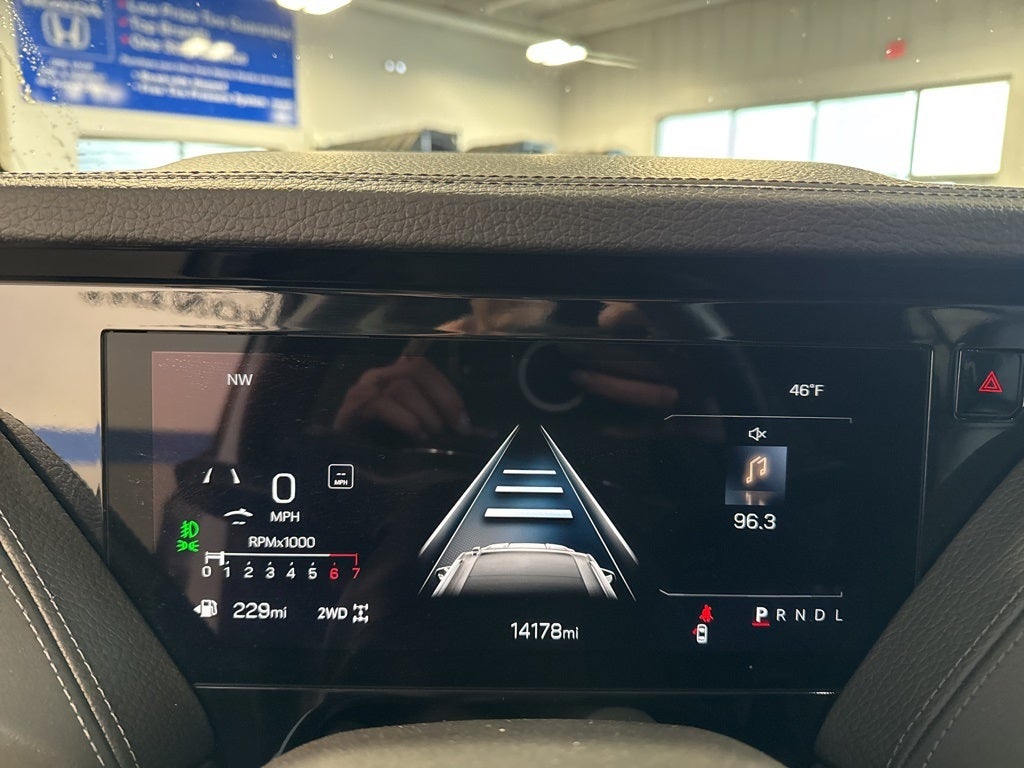 2025 GMC Yukon XL Denali 6.2 w/ Adaptive Cruise