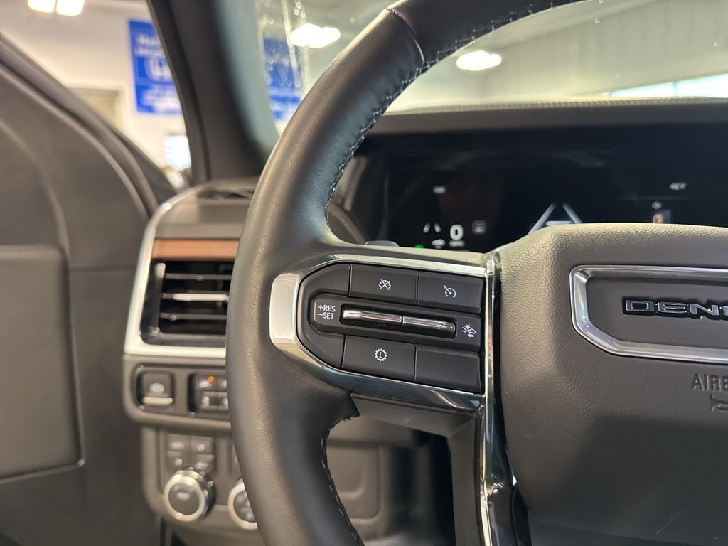 2025 GMC Yukon XL Denali 6.2 w/ Adaptive Cruise