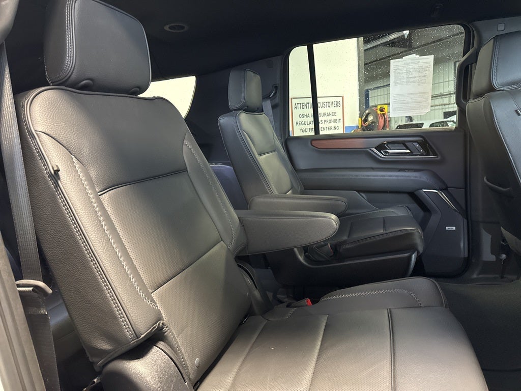 2025 GMC Yukon XL Denali 6.2 w/ Adaptive Cruise