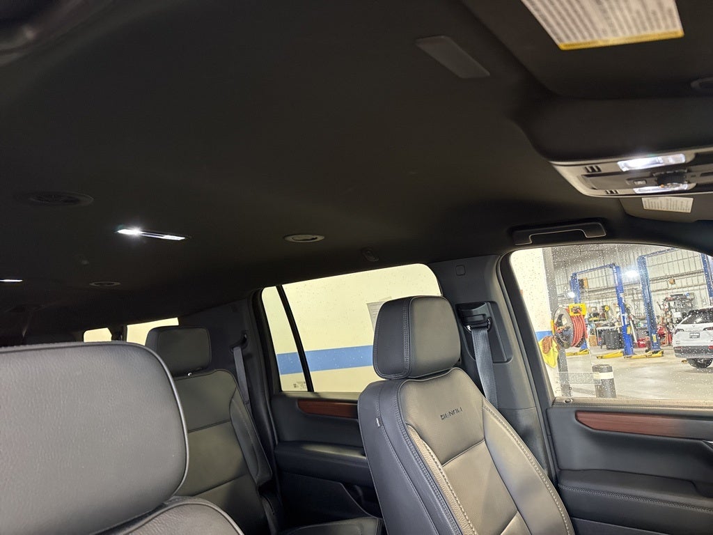 2025 GMC Yukon XL Denali 6.2 w/ Adaptive Cruise