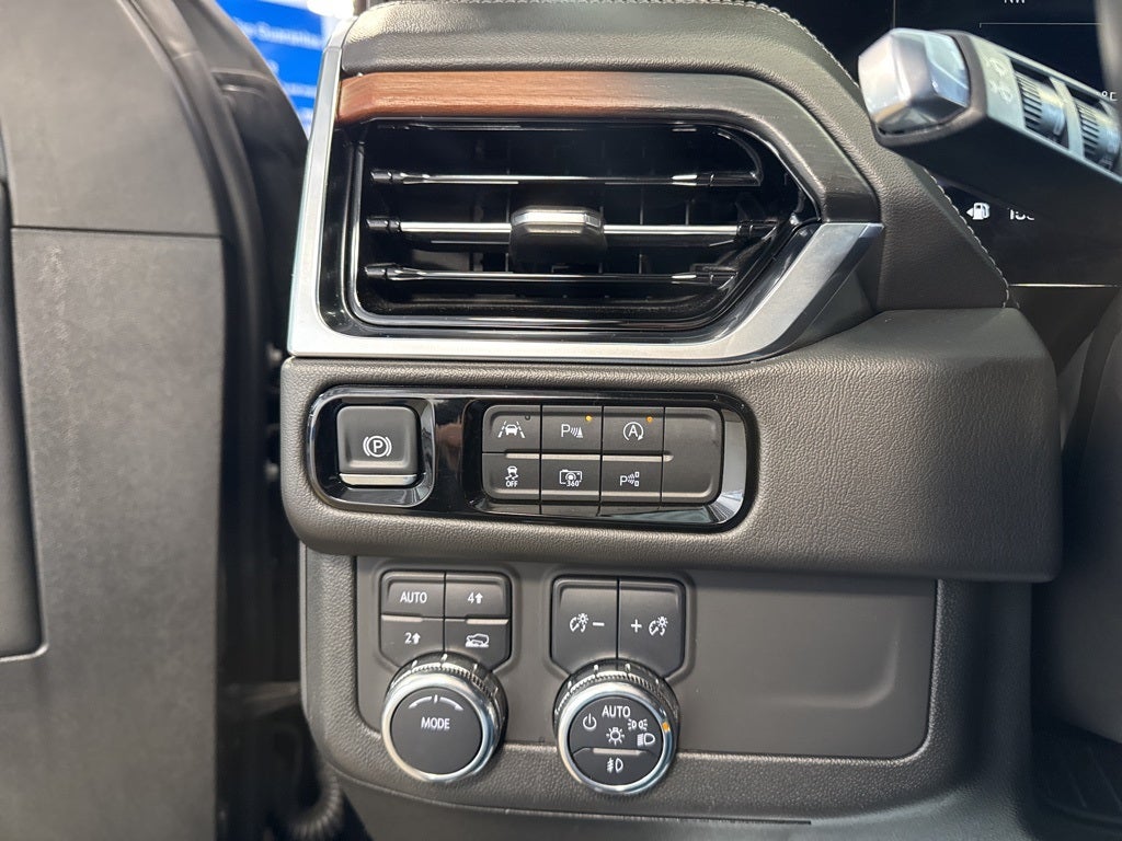 2025 GMC Yukon XL Denali 5SA w/ Adaptive Cruise