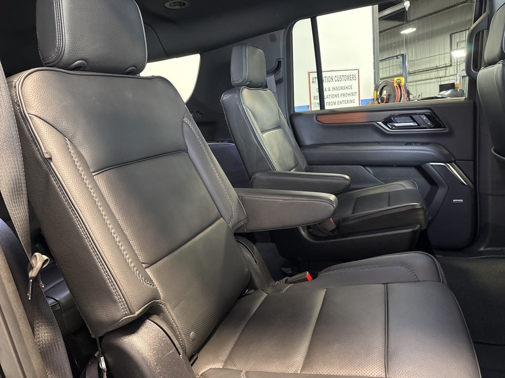 2025 GMC Yukon XL Denali 5SA w/ Adaptive Cruise