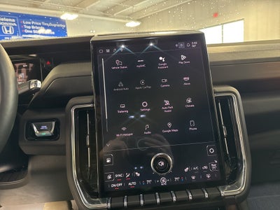 2025 GMC Yukon XL Denali 6.2 w/ Adaptive Cruise