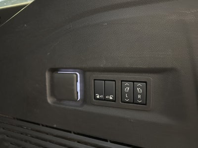 2025 GMC Yukon XL Denali 6.2 w/ Adaptive Cruise