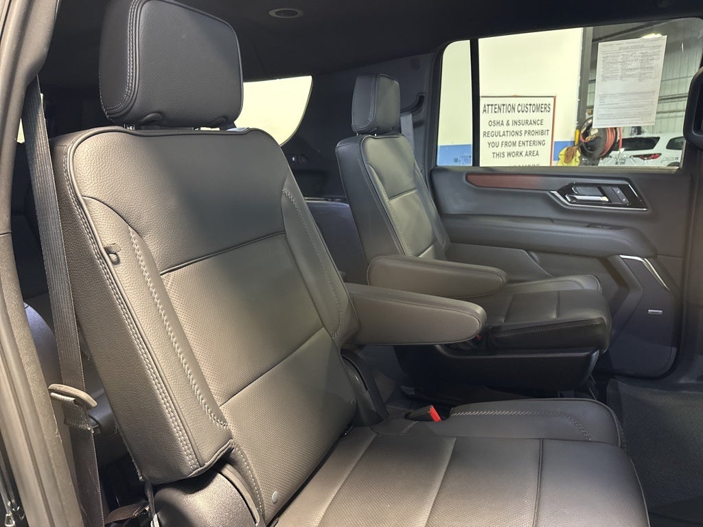2025 GMC Yukon XL Denali 6.2 w/ Adaptive Cruise