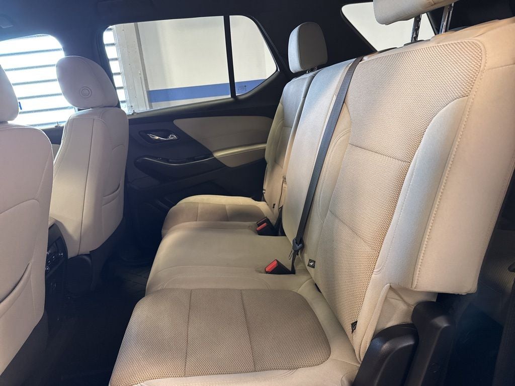 2022 Chevrolet Traverse LS 1LS AWD