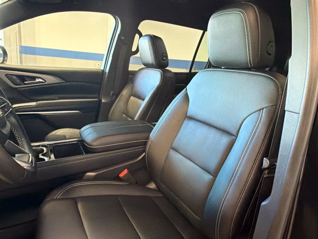 2026 Chevrolet Traverse LT 2LT w/ Driver Confidence, Tow & Synthetic Seats