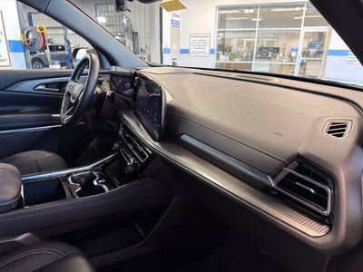 2026 Chevrolet Traverse LT 2LT w/ Driver Confidence, Tow & Synthetic Seats