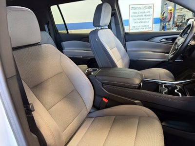 2026 Chevrolet Traverse LT 2LT w/ Driver Confidence & Trailering Pkg **