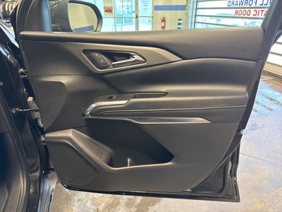 2025 Chevrolet Traverse LT 2LT w/ Adaptive Cruise