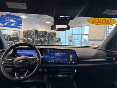 2025 Chevrolet Traverse LT 2LT w/ Adaptive Cruise