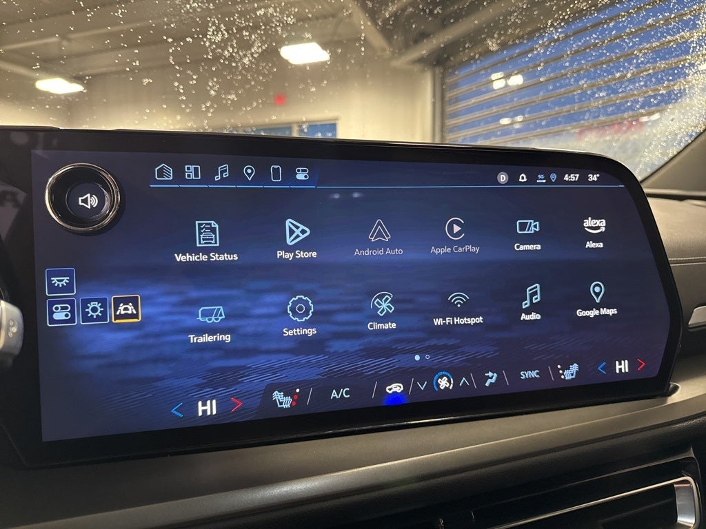 2025 Chevrolet Traverse LT 2LT w/ Adaptive Cruise