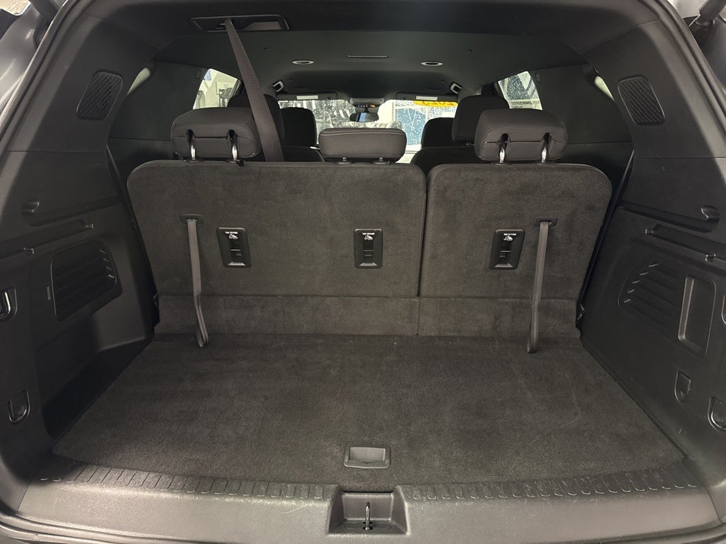 2025 Chevrolet Traverse LT 2LT w/ Adaptive Cruise