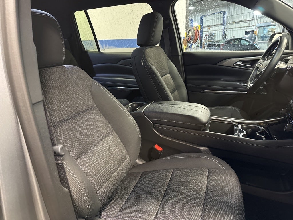 2025 Chevrolet Traverse LT 2LT w/ Adaptive Cruise