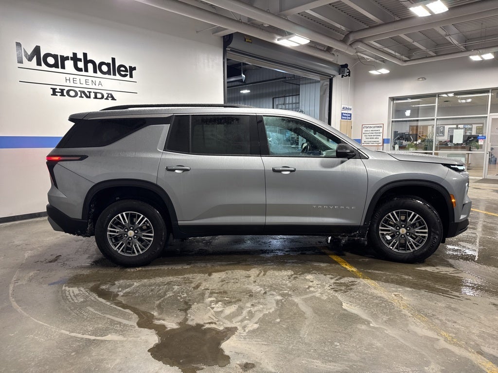 2025 Chevrolet Traverse LT 2LT w/ Adaptive Cruise