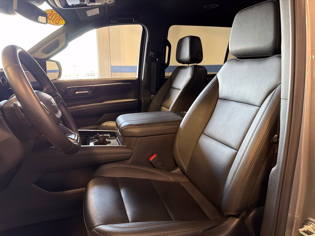 2026 Chevrolet Suburban LT Luxury Comfort Pkg