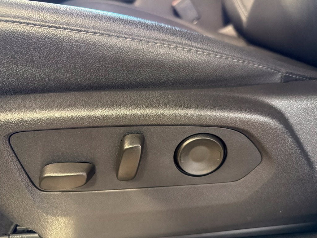 2026 Chevrolet Suburban LT Luxury Comfort Pkg