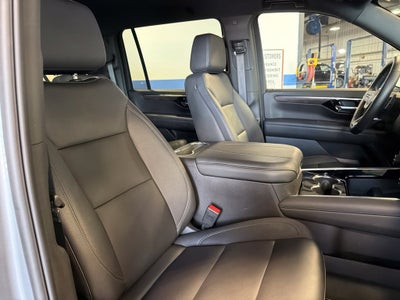 2026 Chevrolet Suburban LT Luxury Comfort Pkg