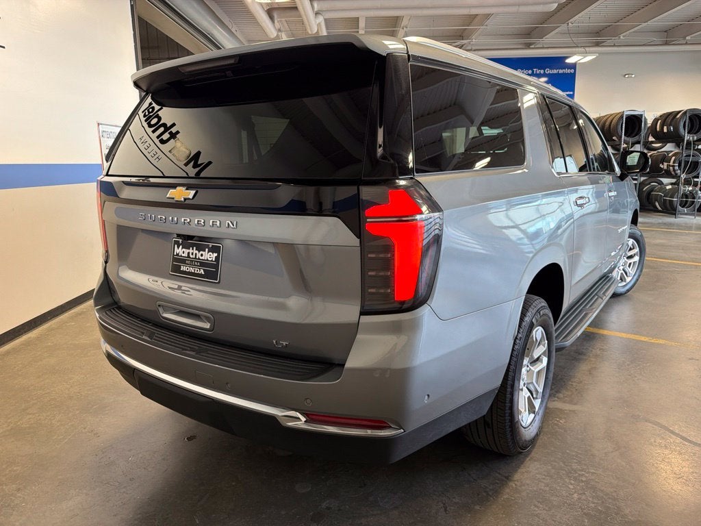 2026 Chevrolet Suburban LT Luxury Comfort Pkg