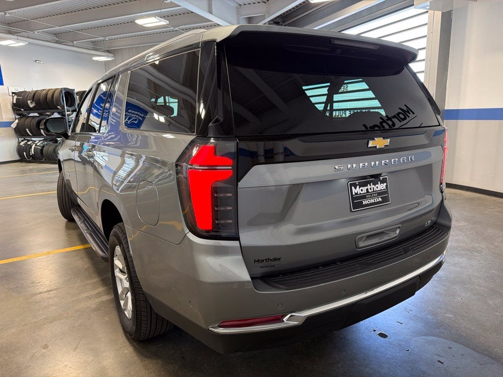 2026 Chevrolet Suburban LT Luxury Comfort Pkg