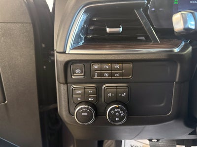 2026 Chevrolet Suburban LT Luxury Comfort Pkg w/ Center Buckets