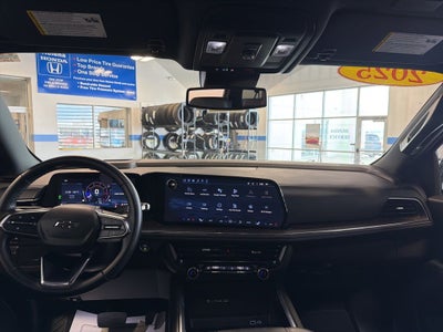 2025 Chevrolet Suburban Z71 w/ Adaptive Cruise