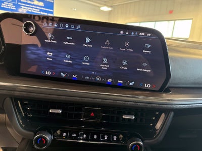 2025 Chevrolet Suburban Z71 8 Passenger w/ Adaptive Cruise