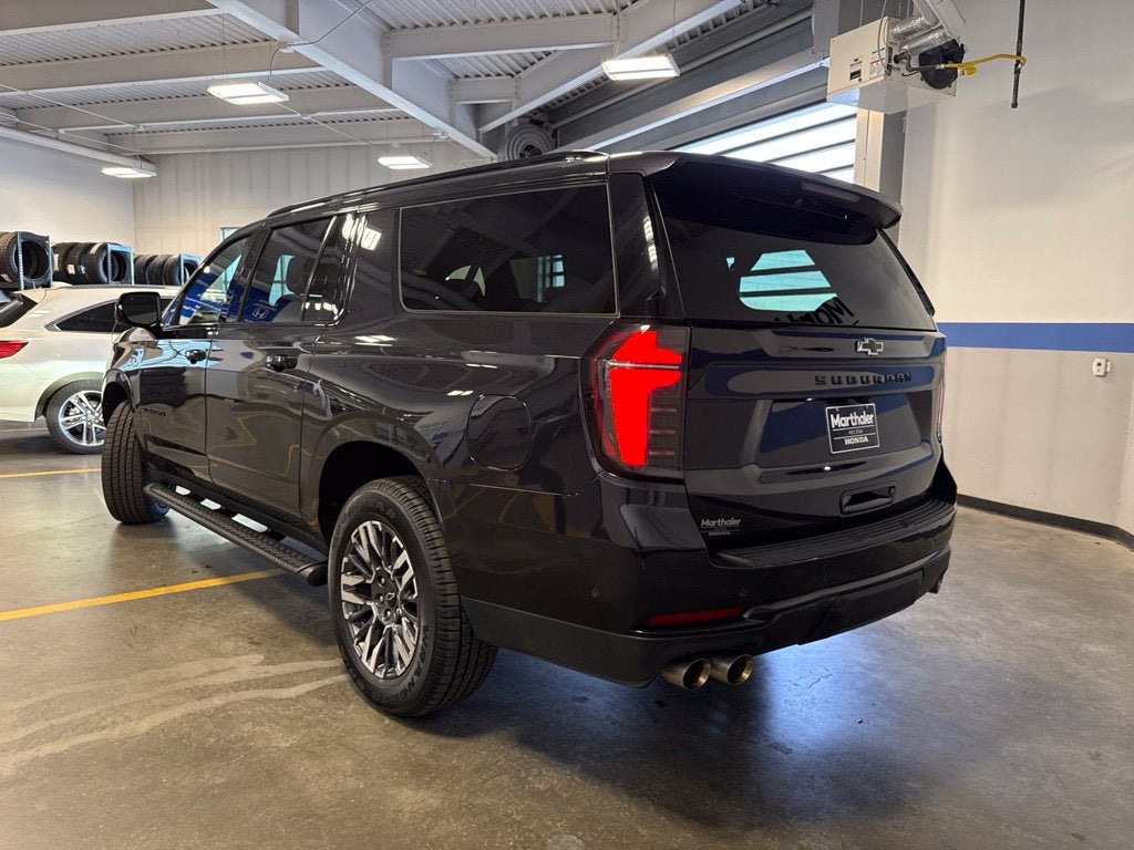 2025 Chevrolet Suburban Z71 8 Passenger w/ Adaptive Cruise