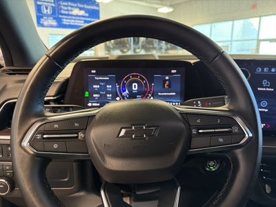 2025 Chevrolet Suburban Z71 w/ Nav & Adaptive Cruise