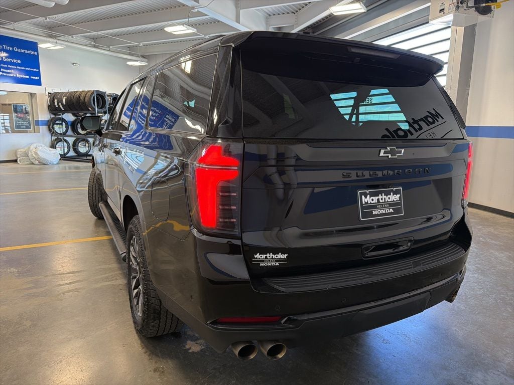 2025 Chevrolet Suburban Z71 w/ Nav & Adaptive Cruise