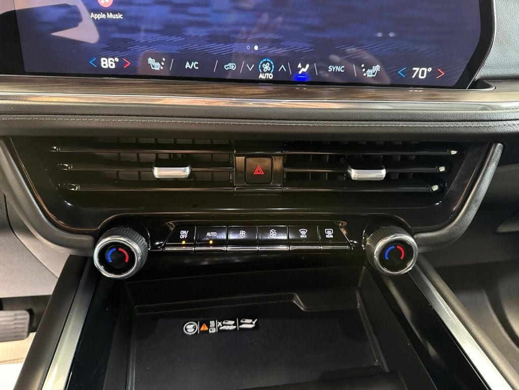 2025 Chevrolet Suburban Z71 2Z7 w/ Nav & Adaptive Cruise