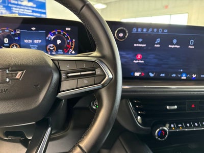 2025 Chevrolet Suburban Z71 2Z7 w/ Nav & Adaptive Cruise