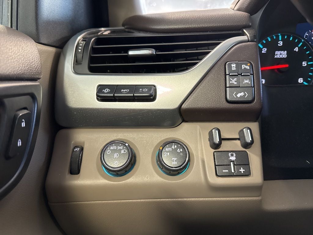 2016 Chevrolet Tahoe LTZ Sun, Entertainment & Destination w/ Max Tow