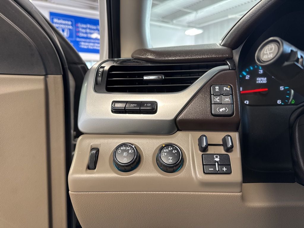 2016 Chevrolet Tahoe LTZ Sun, Entertainment & Destination w/ Max Tow