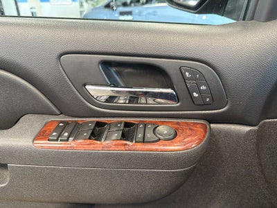 2010 Chevrolet Tahoe LT Luxury Pkg w/ Rear Entertainment
