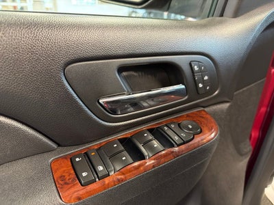 2010 Chevrolet Tahoe LT Luxury Pkg w/ Rear Entertainment
