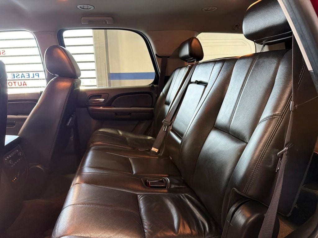 2010 Chevrolet Tahoe LT Luxury Pkg w/ Rear Entertainment