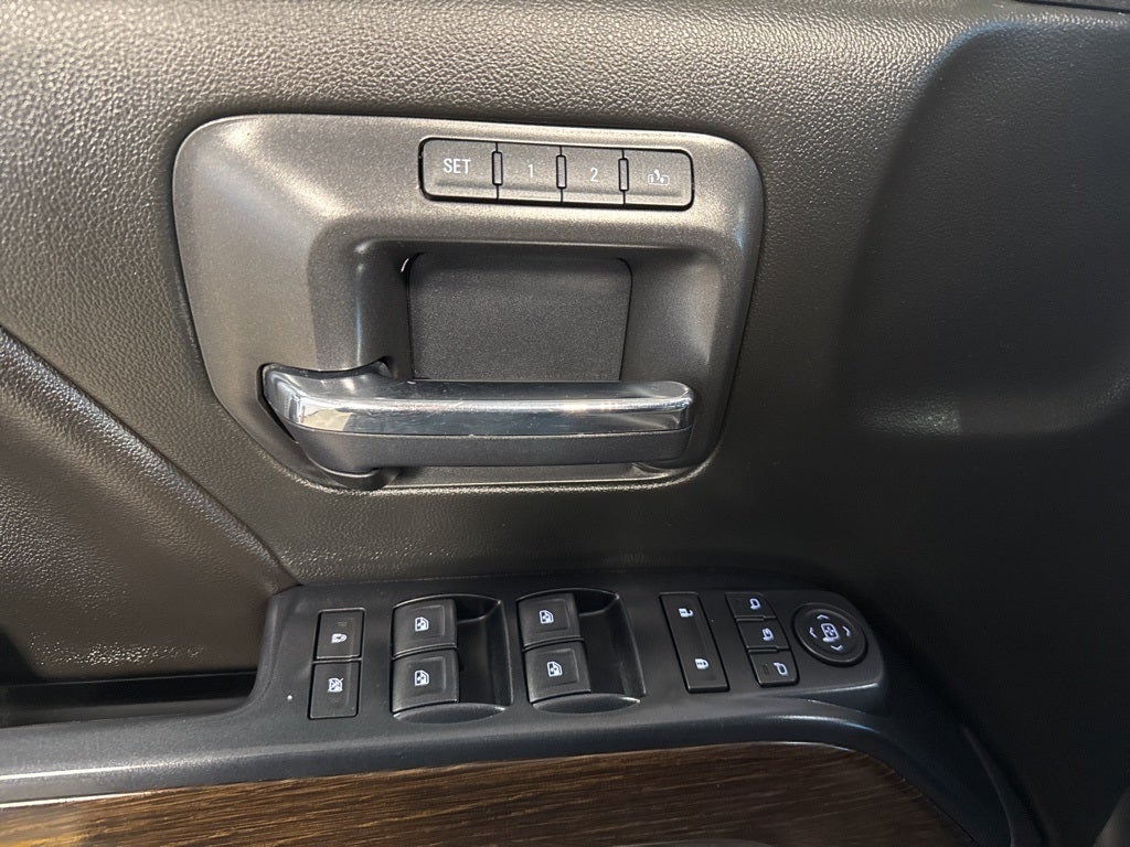 2018 GMC Sierra 2500HD Denali 6.0 Gas