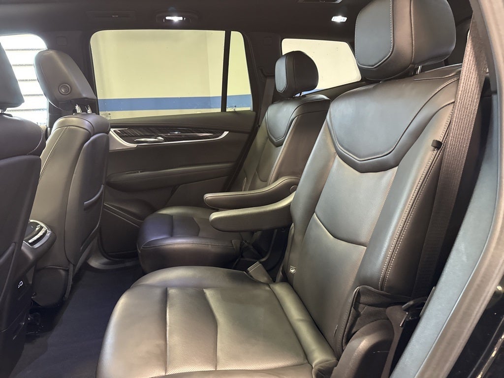 2025 Cadillac XT6 Premium Luxury 6-Passenger