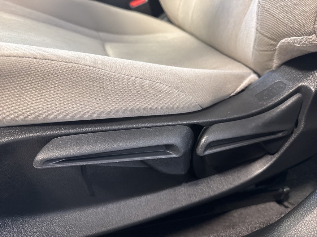 2023 Honda Accord LX w/ Adaptive Cruise & LKAS