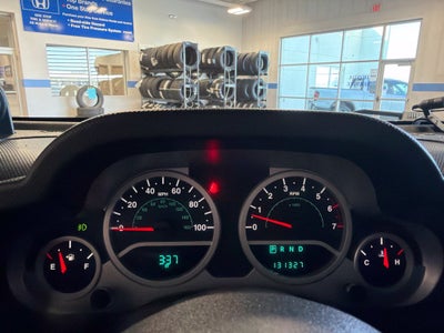 2010 Jeep Wrangler Unlimited Sahara 24G w/ Hardtop & Leather