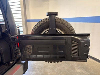 2010 Jeep Wrangler Unlimited Sahara 24G w/ Hardtop & Leather