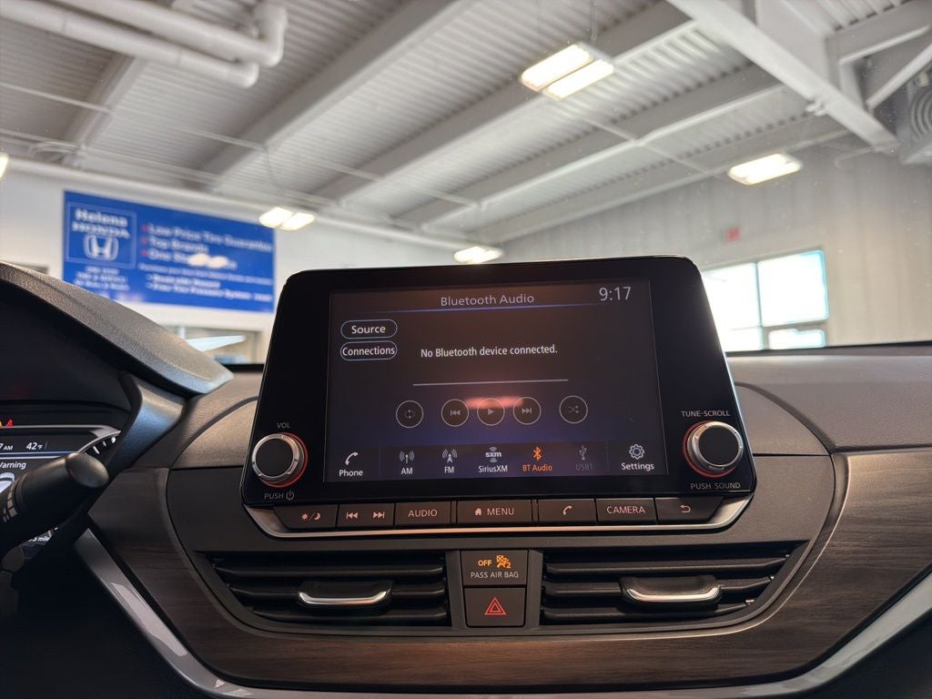 2025 Nissan Altima 2.5 SV w/ Safety Shield 360