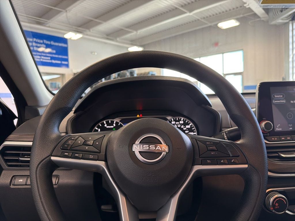 2025 Nissan Altima 2.5 SV w/ Safety Shield 360