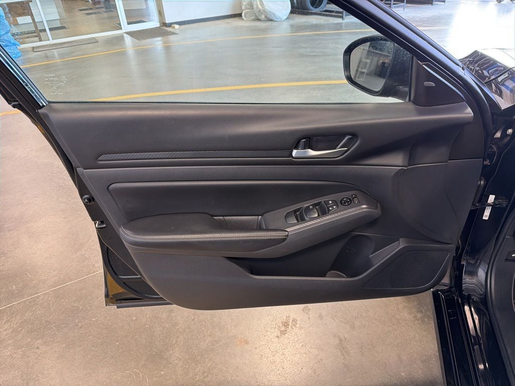2025 Nissan Altima 2.5 SV w/ Safety Shield 360