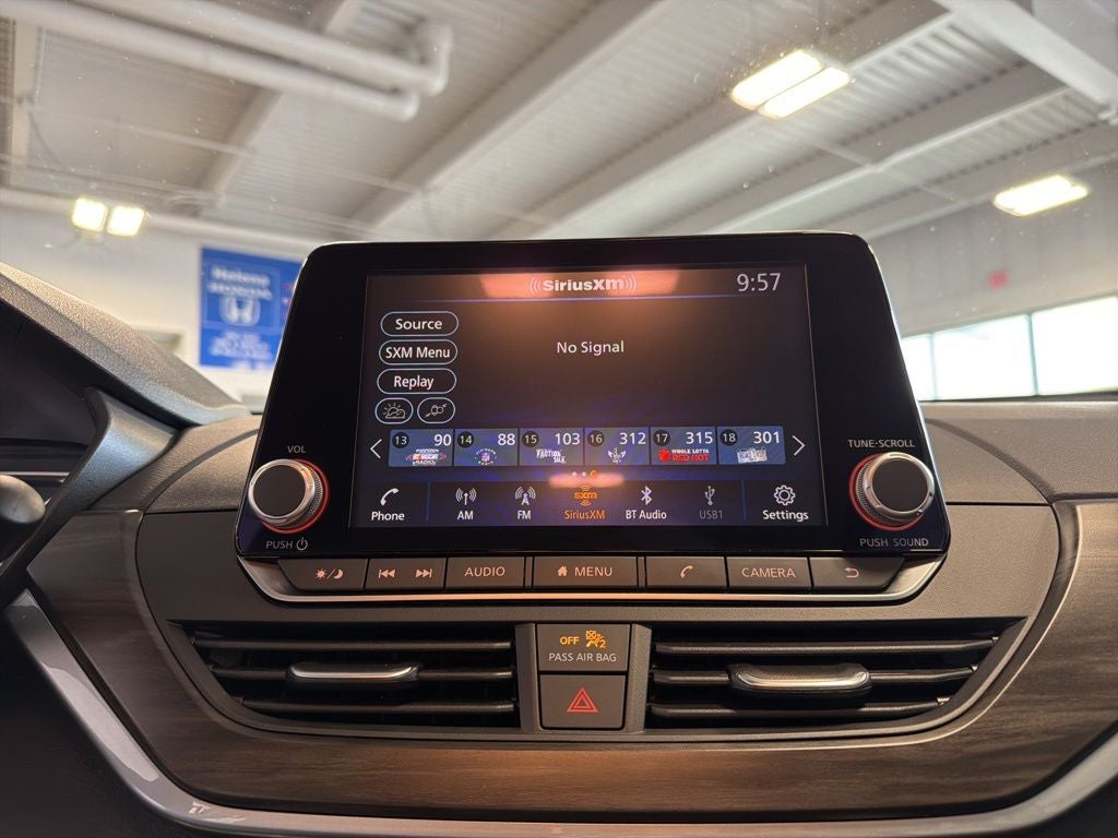 2025 Nissan Altima 2.5 SV w/ cargo pkg
