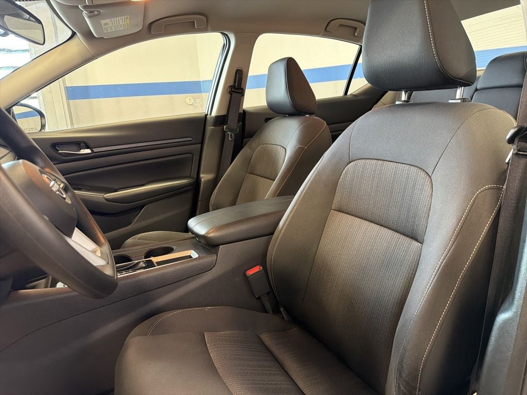 2025 Nissan Altima 2.5 SV w/ cargo pkg
